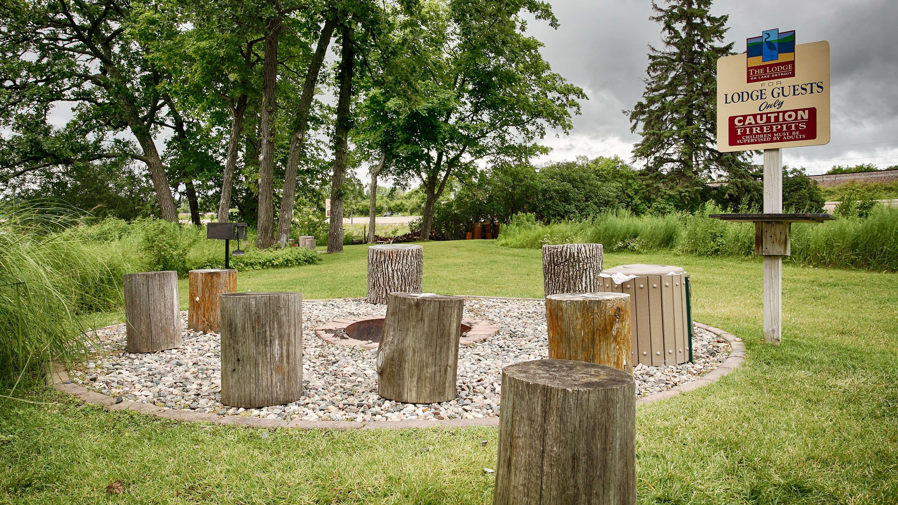 Best Western Premier The Lodge On Lake Detroit Detroit Lakes Eksteriør bilde